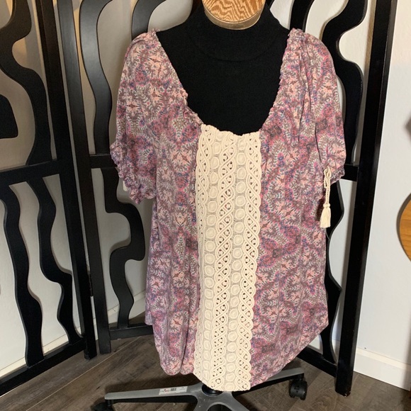 Self Esteem Plus Size Short Sleeve Blouse - Picture 1 of 4